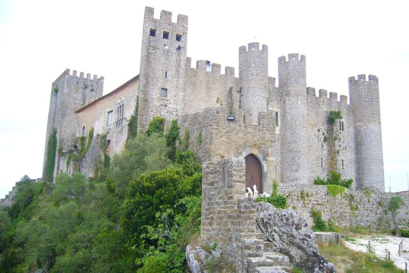 Pena Palace: One of The Seven Wonders of Portugal - Livology